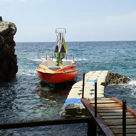 Hostel Sea *